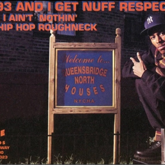 Welcome To Queens Bridge 🌉 Houses Hoodie - Picture 2 of 9